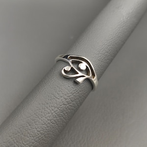 Ra Eye ring, Sterling Silver, Oudjat Eye of Ra Ring, Protective Symbol Talisman, Ancient Egyptian Sacred Art Jewelry, Spiritual Protection