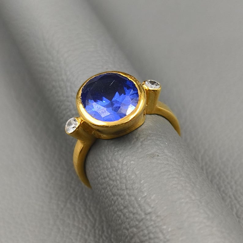 Bague Ancienne Plaqué Or Et Pierres Semi-précieuses - Taille 53/54 - Moderne