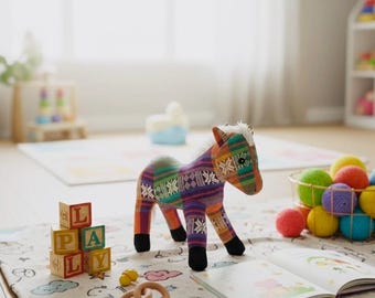 Handgemaakte etnisch brokaat paard pluche | Boho-huisdecoratie