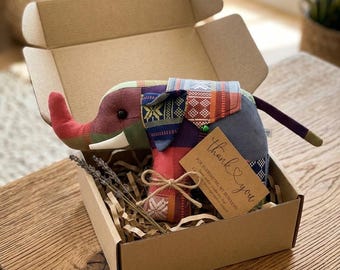 Handgemaakte brokaat knuffel olifant, Vietnamees Hill Tribe-textiel