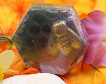 Oh! My Honey Soap | Bee | Honeysuckle