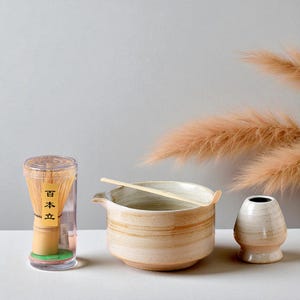 Ceramic Matcha Tea Set: Chawan Bowl, Bamboo Whisk & Holder