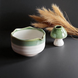 Green Matcha Tea Set: Japanese Chawan Bowl, Bamboo Whisk & Holder