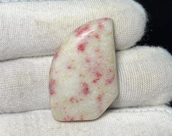 Cinnabar Gemstone Cabochon, Unique Jewelry Stone (37x24x6 mm, 42.15 cts)