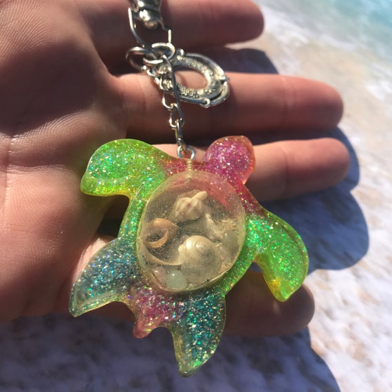 Turtle Double Sided Resin Shaker With a Real Shark Tooth, Sand, Sea Glass &  Seashells Inside Can Be Made Into Keychain Necklace/purse Clip 