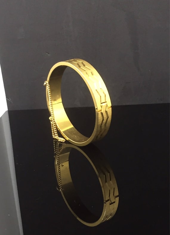 Gorgeous West German Gold Tone Bangle Circa 1960s - image 2