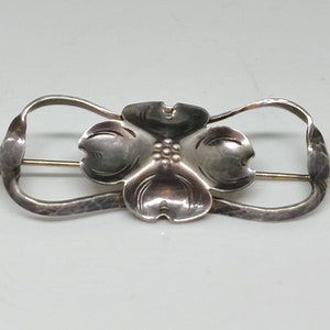 Stuart Nye Sterling Dogwood Brooch