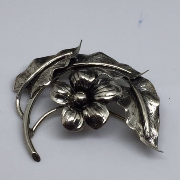 Danecraft Sterling Floral Brosche Circa 1940s