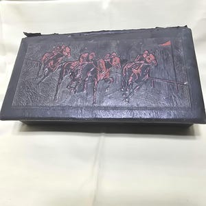 Dominos, wooden Crown box set of 28, extremely rare.