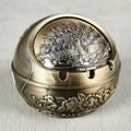 Vintage Embossed Metal Ashtray with Lid, Decorative Spherical Ashtray for Home & Office, Retro Sliding Lid Peacocks Cigarette Ashtray