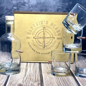 Whiskey Glass Set with Bullet Decanter – Unique Gift for Men, Veterans, Hunters, Whiskey Lovers, Gift for Him, Gift for Dad, Bourbon Glasses