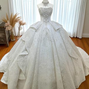 Boho Elegant Princess Ball Gown Wedding Dress,Vintage Embroidered Bridal Gown,Romantic Spring Summer Bride Gift ,Garden Beach Bridal Gown