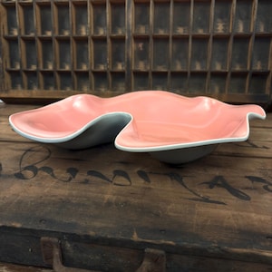 Red Wing Pottery Amoeba Pink & Gray Console Dish MCM B1408 - Vintage 1950s