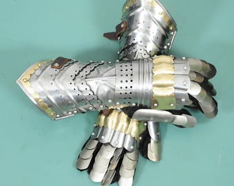 Medieval Knight Leather Gauntlets, Articulated Steel Armor Gloves  LARP, Cosplay Costume Reenactment outfit