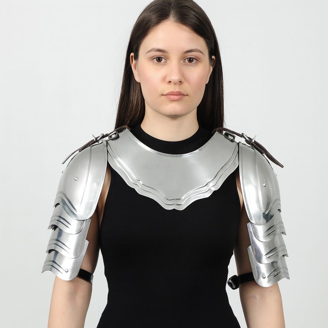 Knight Lady Gorget & Pauldrons, Women's Medieval Armor Set, Polished ...