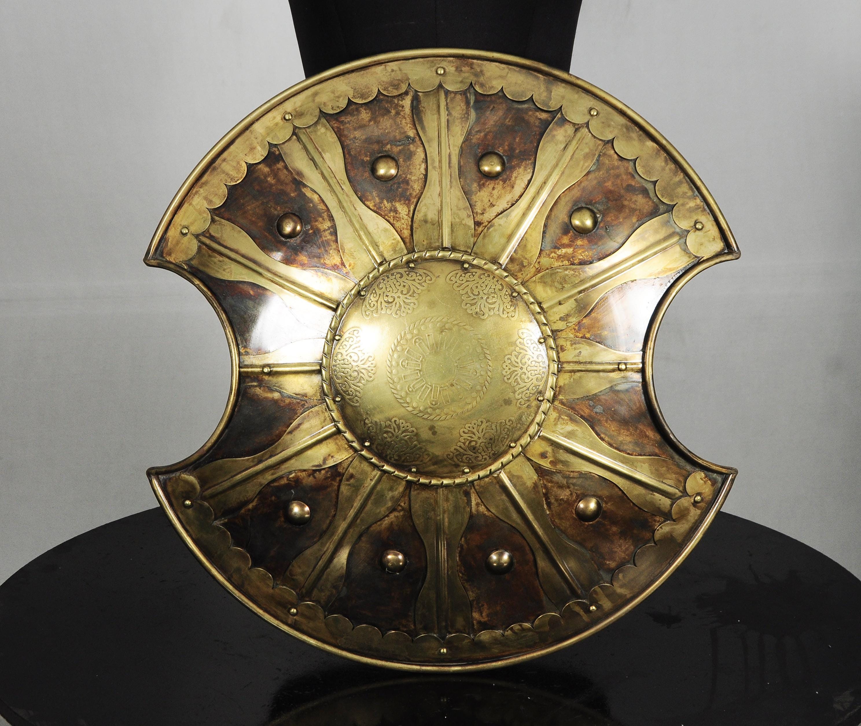 Roman shield scutum - Etsy 日本