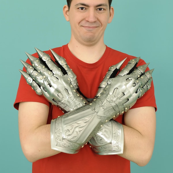 Nazgul Inspired Etched Gauntlet Gloves Medieval Armor | Gothic Fantasy LARP Cosplay Gauntlets Halloween Gift
