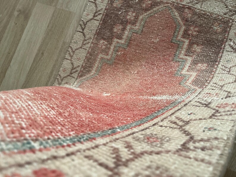 Gedempt tapijt 2 x 3, decoratief tapijt, klein vintage tapijt, Turks tapijt bleek, deurmattapijt, Oushak-tapijt, wollen tapijt, handgemaakt tapijt, vervaagd tapijt afbeelding 12