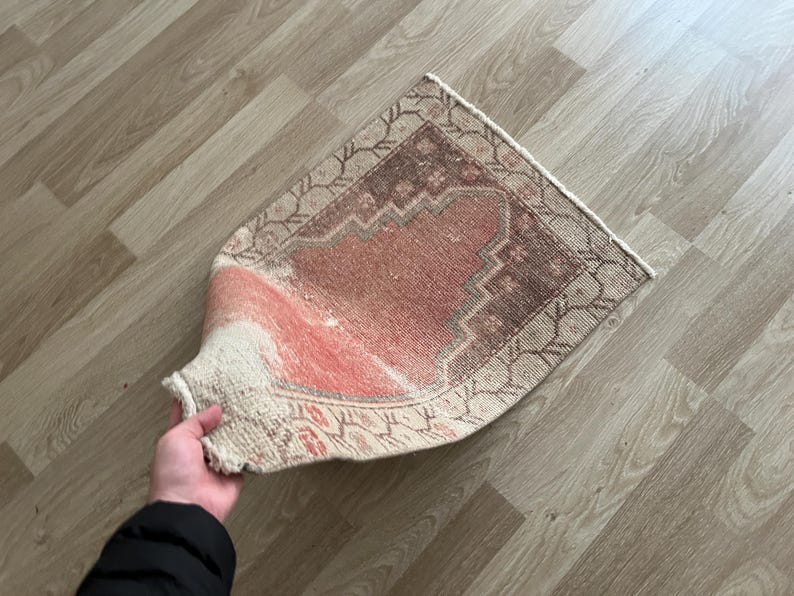 Gedempt tapijt 2 x 3, decoratief tapijt, klein vintage tapijt, Turks tapijt bleek, deurmattapijt, Oushak-tapijt, wollen tapijt, handgemaakt tapijt, vervaagd tapijt afbeelding 13