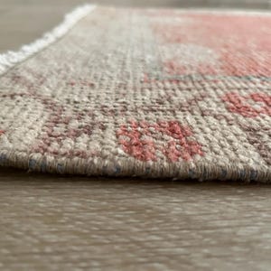 Gedempt tapijt 2 x 3, decoratief tapijt, klein vintage tapijt, Turks tapijt bleek, deurmattapijt, Oushak-tapijt, wollen tapijt, handgemaakt tapijt, vervaagd tapijt afbeelding 8