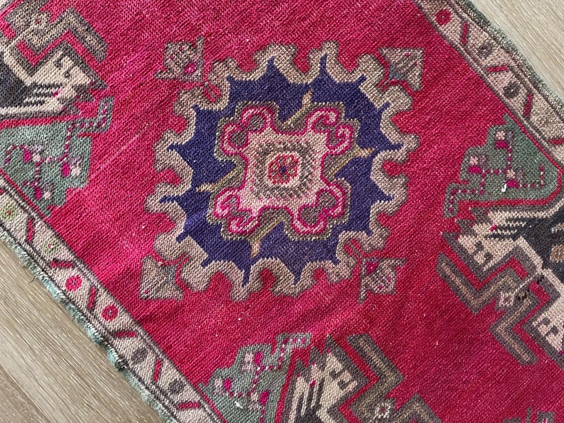 Anatolian rug small, Turkish rug 2x3, Wool rug, Hand knotted rug, Vintage rug, Antique rug, Geometric rug, Woven rug, Low pile rug, Mini rug image 4
