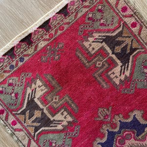 Anatolian rug small, Turkish rug 2x3, Wool rug, Hand knotted rug, Vintage rug, Antique rug, Geometric rug, Woven rug, Low pile rug, Mini rug image 5