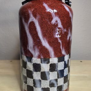64 oz water bottle