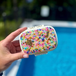 Bling Pill Organizer/Reise-Etui mit Gold Charms