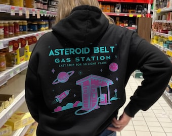 Sudadera con capucha retro espacial / Sudadera vintage de ciencia ficción / Diseño de gasolinera con cinturón de asteroides / Sudadera unisex con capucha de restaurante espacial / Regalo de la era atómica