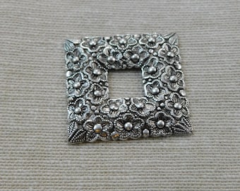 Antiqued Sterling Silver Filigree Square Floral Focal (Qty 1) 29x29mm F-8409NR-S