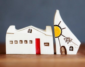 Old World Style Amsterdam White Ceramic Houses with Bee - Housewarming Gift / Unique Beekeeper Gift