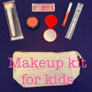 Makeup, kids, gifts, kids makeup, makeup up for young girls, makeup kit, girls makeup, age-appropriate make up, beginners cosmetic kit