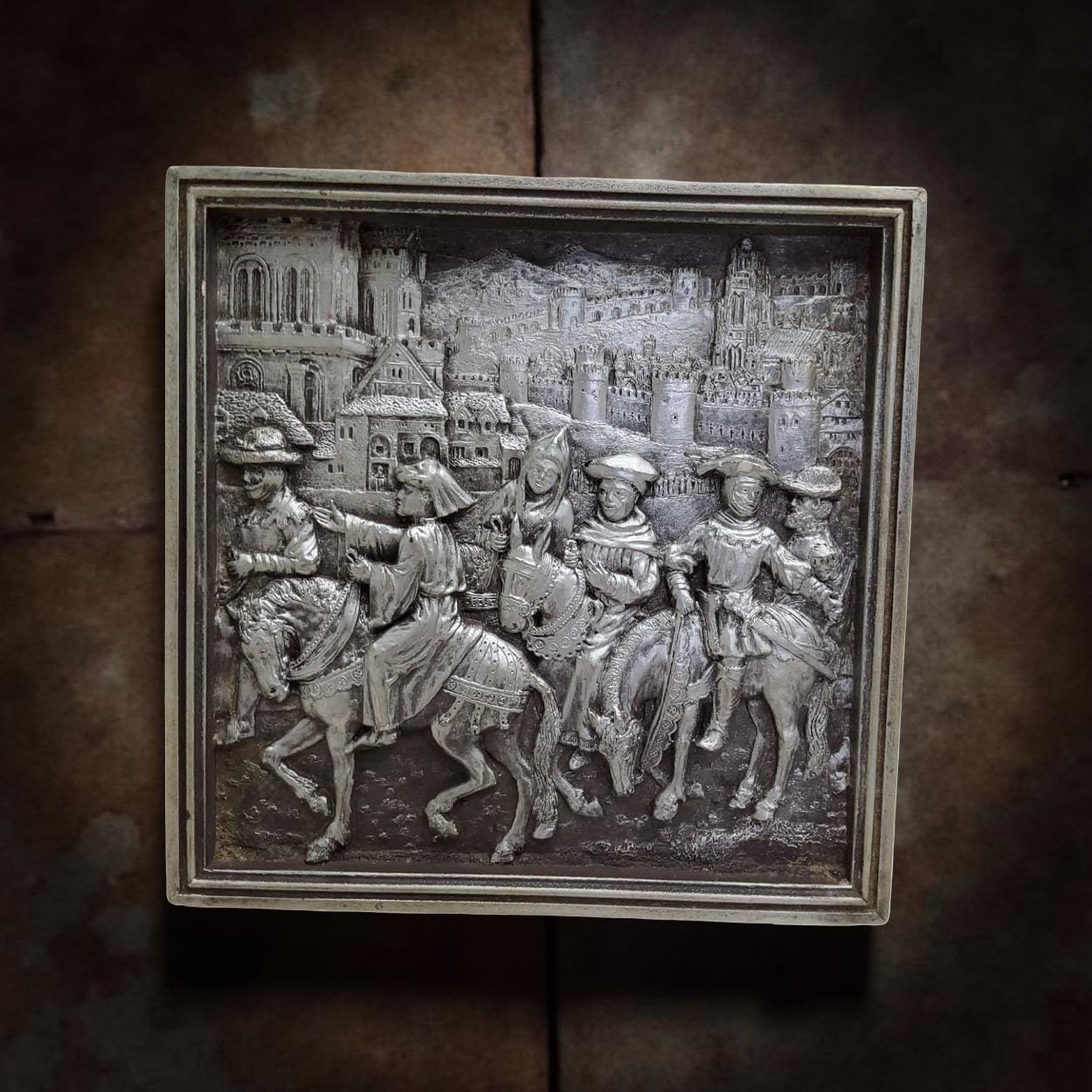 レリーフ壁掛け彫刻 MARCUS DESIGNS knight Vintage Marcus Designs Chalkware Handmade in England Medieval Wall