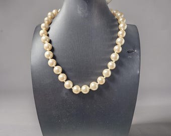 Vintage New Worthington Imitation Pearl Strand Hook Closure 17" Necklace