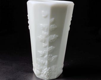 vintage Westmoreland milk glass iced tea tumbler featuring the "Paneled Grape" pattern.