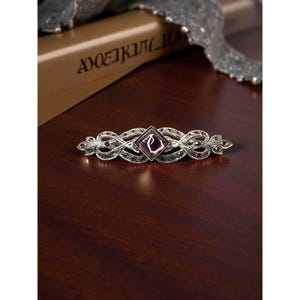 Vintage Victorian Style Elegant Brooch Simulated Amethyst Surrounding Purple Rhinestomes