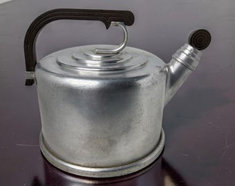 Vintage Ware-Ever 1950s Aluminum Whistling Kettle with Black Handle & Spout Cap