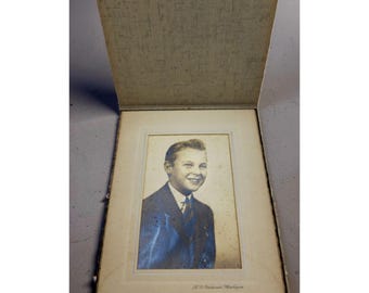 vintage des années 40 a.f. Belle photographie monochrome de studio en noir et blanc de steimonts waukegan.