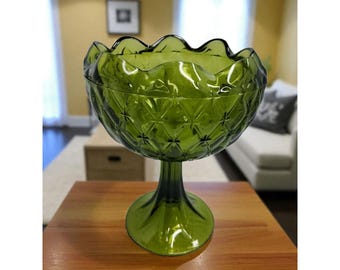 vintage indiana glass diamond quilted pattern green pedastal bowl.