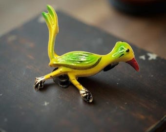 Vintage Enamel and Gold-Tone Roadrunner brooch / lapel pin / scatter pin