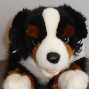 Peluche Chien Bouvier Bernois 42 cm