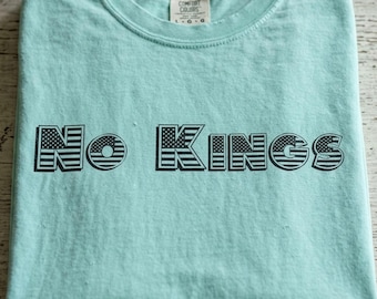 No Kings March Anti Trump Protestor Tshirt - Vintage USA Desing Comfort Colors ® S-5XL Unisex