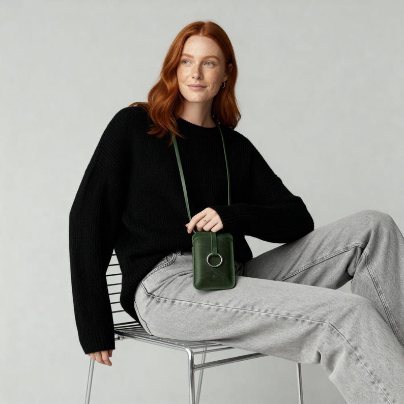 100% echtes Leder Crossbody Handytasche, Handgemachte Handytasche, Crossbody Handytasche, Schlanke Handytasche, Leder Handytasche Crossbody Bild 8