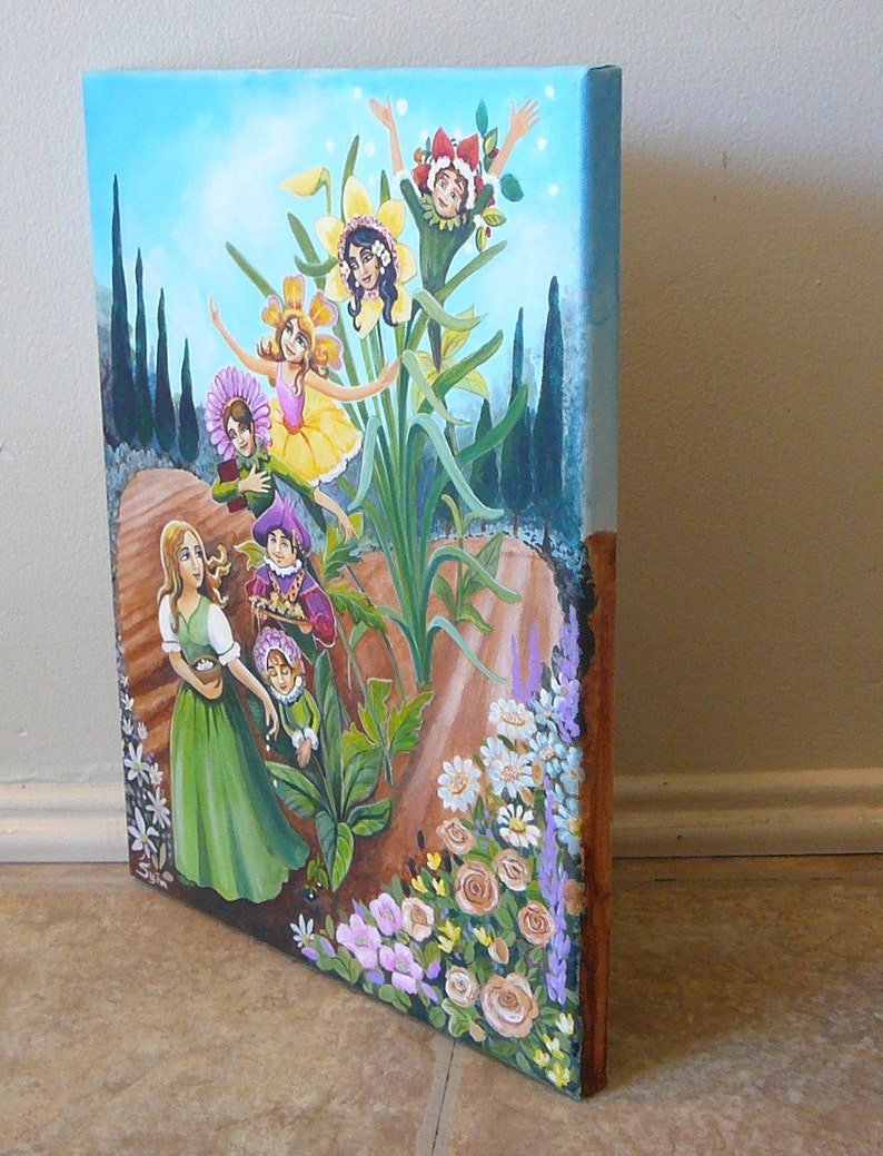 Puede incluir: Una pintura caprichosa sobre lienzo representa una escena de jard&iacute;n con figuras adornadas con tocados florales. La obra de arte presenta un cielo azul, un camino marr&oacute;n y una variedad de flores, creando una composici&oacute;n vibrante e imaginativa.