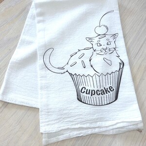 Tea Towel Cute Cat Cupcake