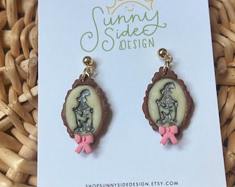 Pendientes inspirados en Sally Slater de la Mansión Embrujada / Arcilla polimérica que brilla en la oscuridad
