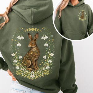 Månskådande hare retro hednisk huvtröja andlig boho skog folklore magi natur tröja