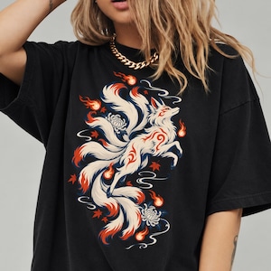 Camiseta Kitsune con estampado de zorro japonés, camiseta vintage con gráfico de fauna japonesa, camiseta artística floral folclórica, regalo bohemio de naturaleza.