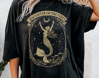 Mermaid Rising Goddess Siren Mythical T-shirt Mermaidcore Folklore Legend Tee Gothic Boho Vintage Shirt Witchy Arcana Shirt