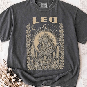 Leo Sternzeichen Vintage T-Shirt, Retro Grunge Astrologie Tarot spirituelles Tee, Löwe Botanisches Shirt Geschenk für Leo Sternzeichen